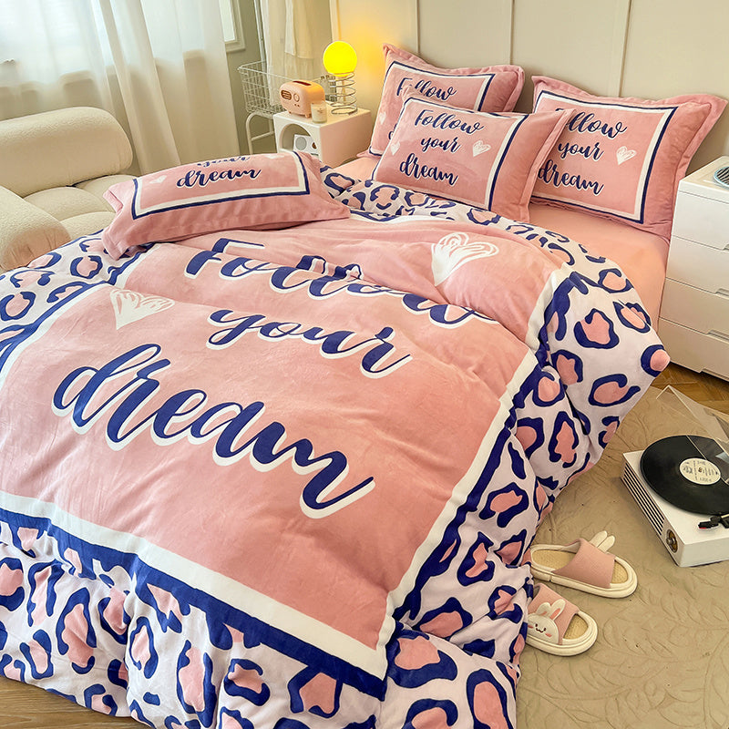 Thickened Cartoon Coral Velvet Bed Four-piece Bedding