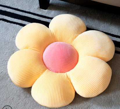 Small Daisy Petal Cushion Pillow