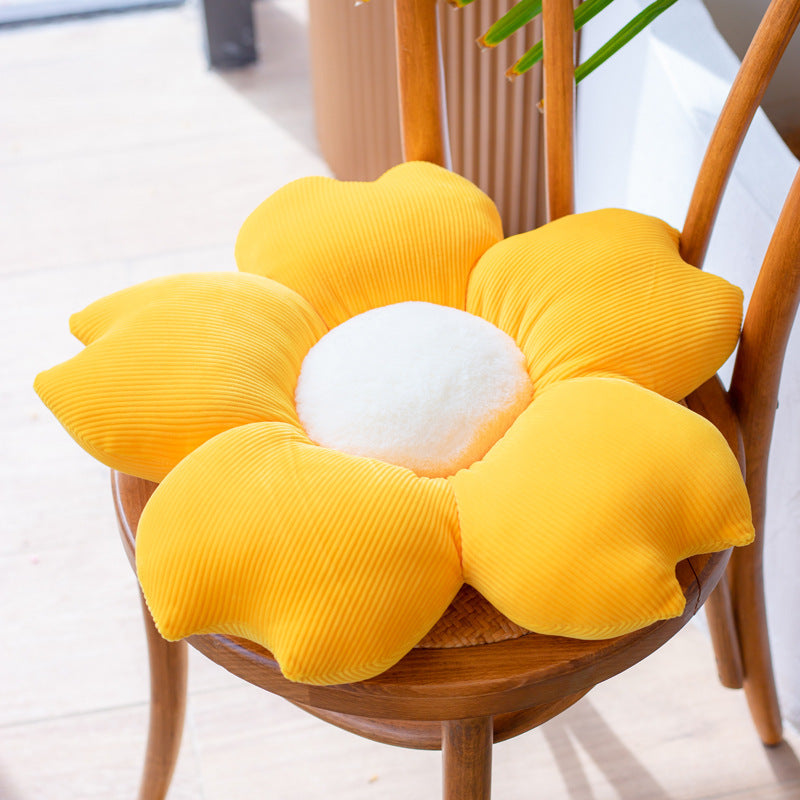 Small Daisy Petal Cushion Pillow