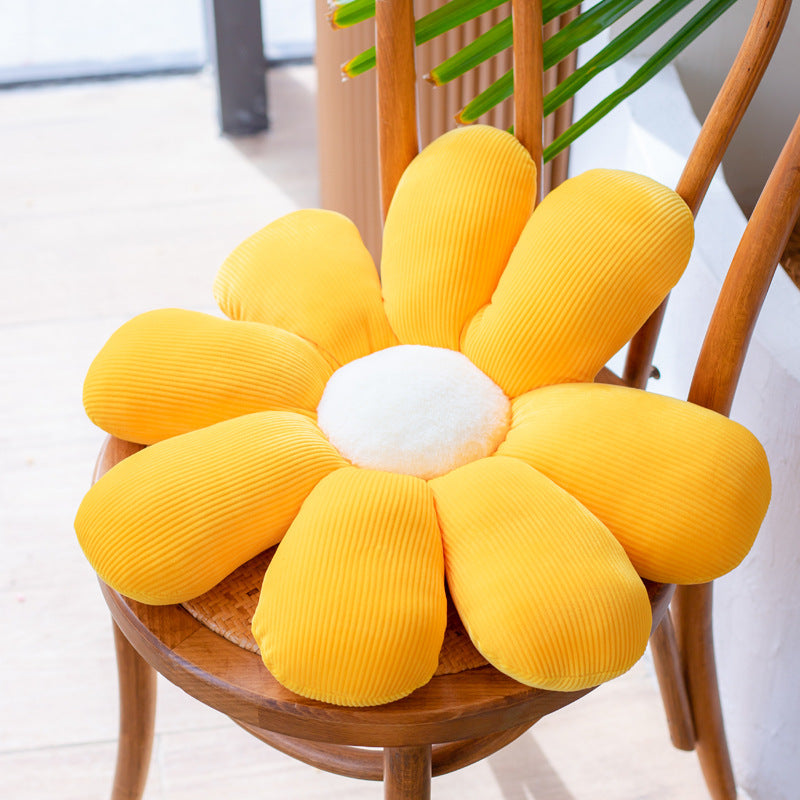 Small Daisy Petal Cushion Pillow